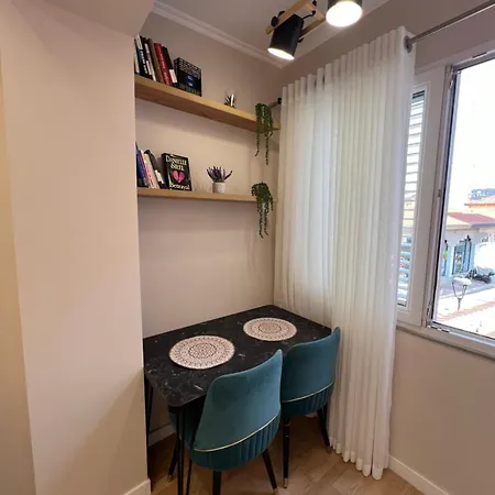 Leti Pazari I Ri * Tirana